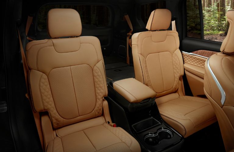 Seating in the 2022 Grand Cherokee L