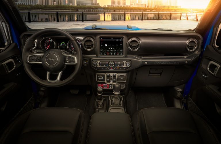 Dashboard View of the 2022 Jeep Wrangler
